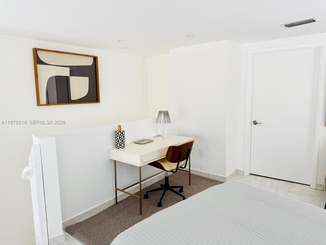 VILAMUR CONDO - Residential Lease