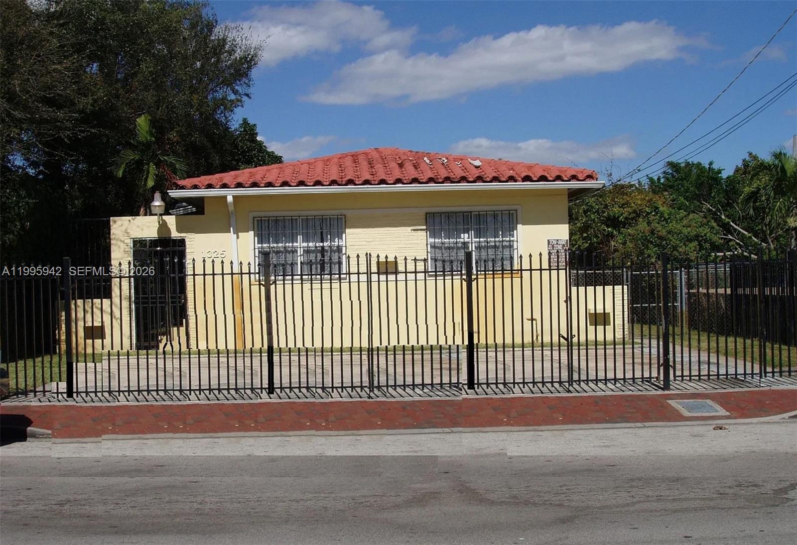 Investor’s Dream in Little Havana! This short sale 4-plex offers incredible potential—whether you choose to redevelop, renovate, or customize to your vision. With opportunities to increase rental income and maximize returns, this property is ideal for seasoned investors. Please note: the property comes with existing violations and Per Diem Fines that are to be assumed by the buyer. Keep in mind that is property is located in one of the most touristy areas. A perfect project for those looking to unlock its full value in one of Miami’s most desirable and growing neighborhoods.