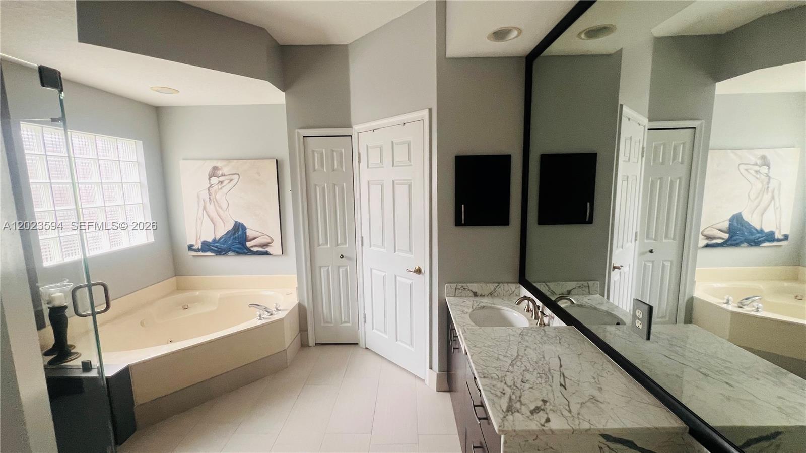 WYNDHAM LAKES CENTRAL - Residential Lease