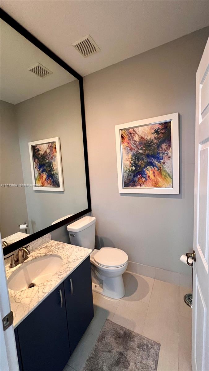 WYNDHAM LAKES CENTRAL - Residential Lease