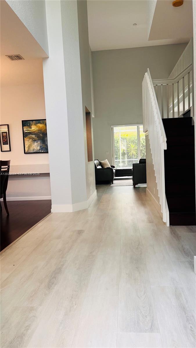 WYNDHAM LAKES CENTRAL - Residential Lease