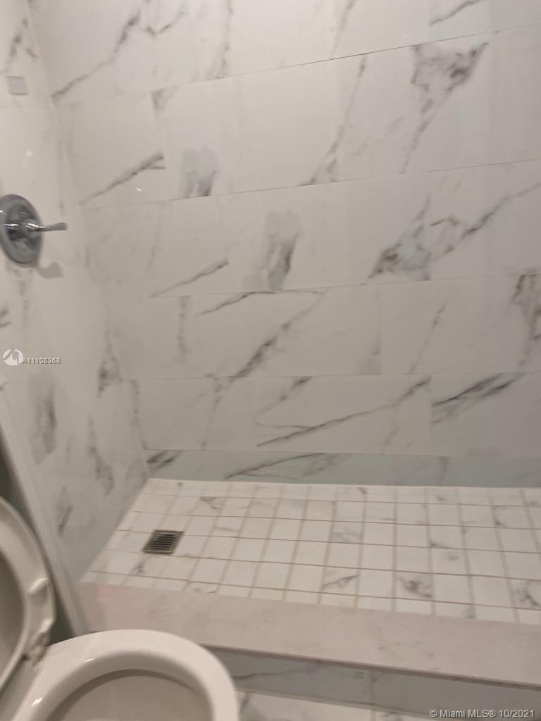 THE KENSINGTON CONDO - Residential Lease
