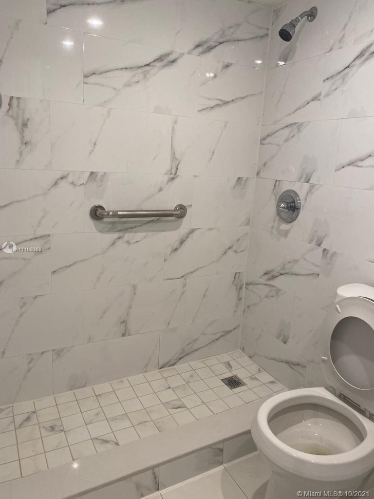 THE KENSINGTON CONDO - Residential Lease