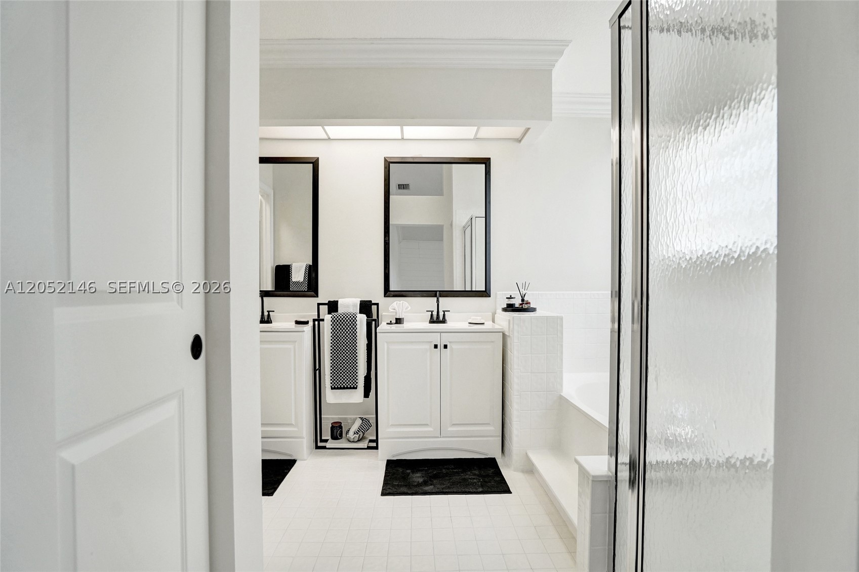 CENTRAL PARK LAKE - Residential