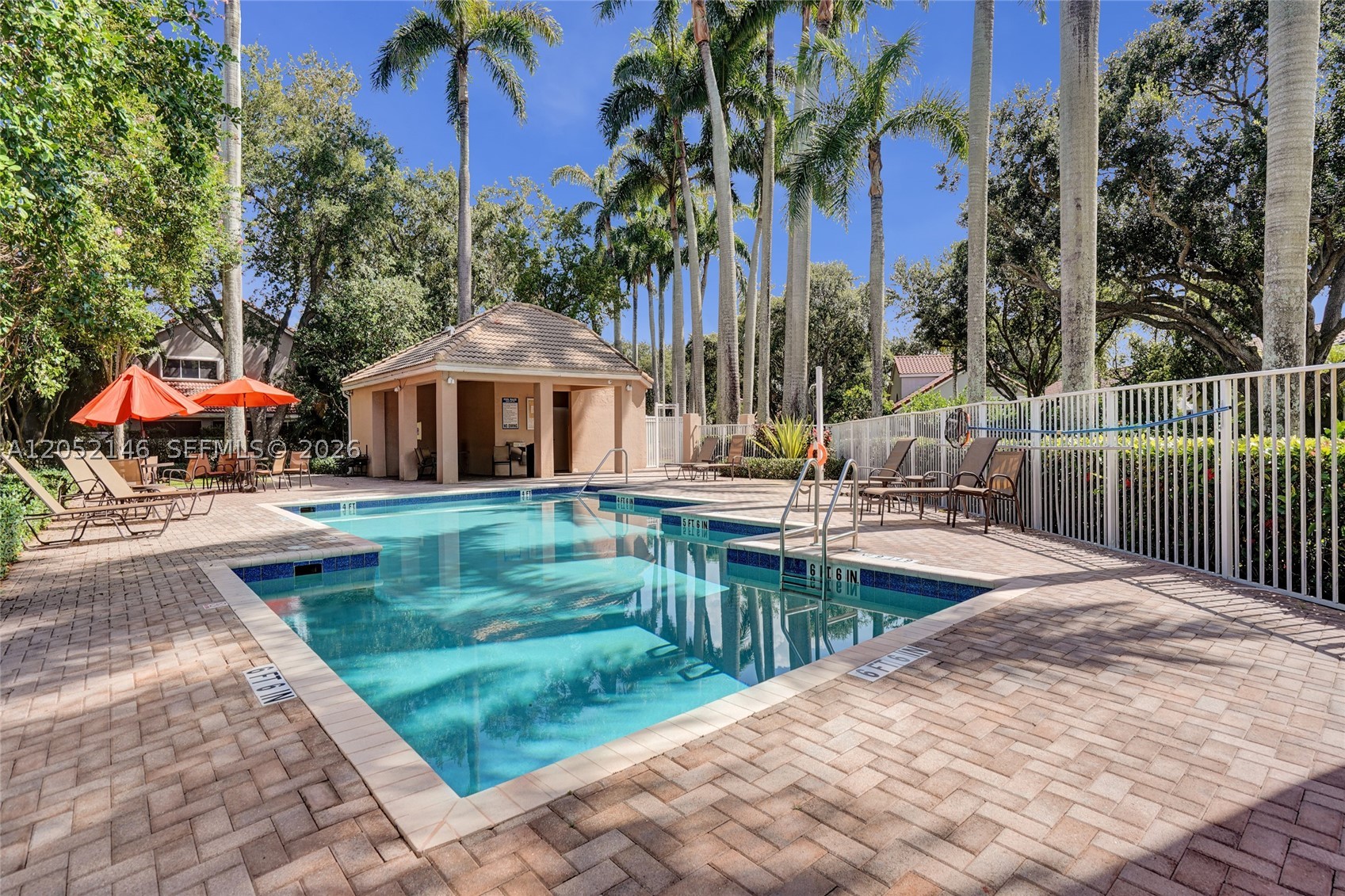 CENTRAL PARK LAKE - Residential