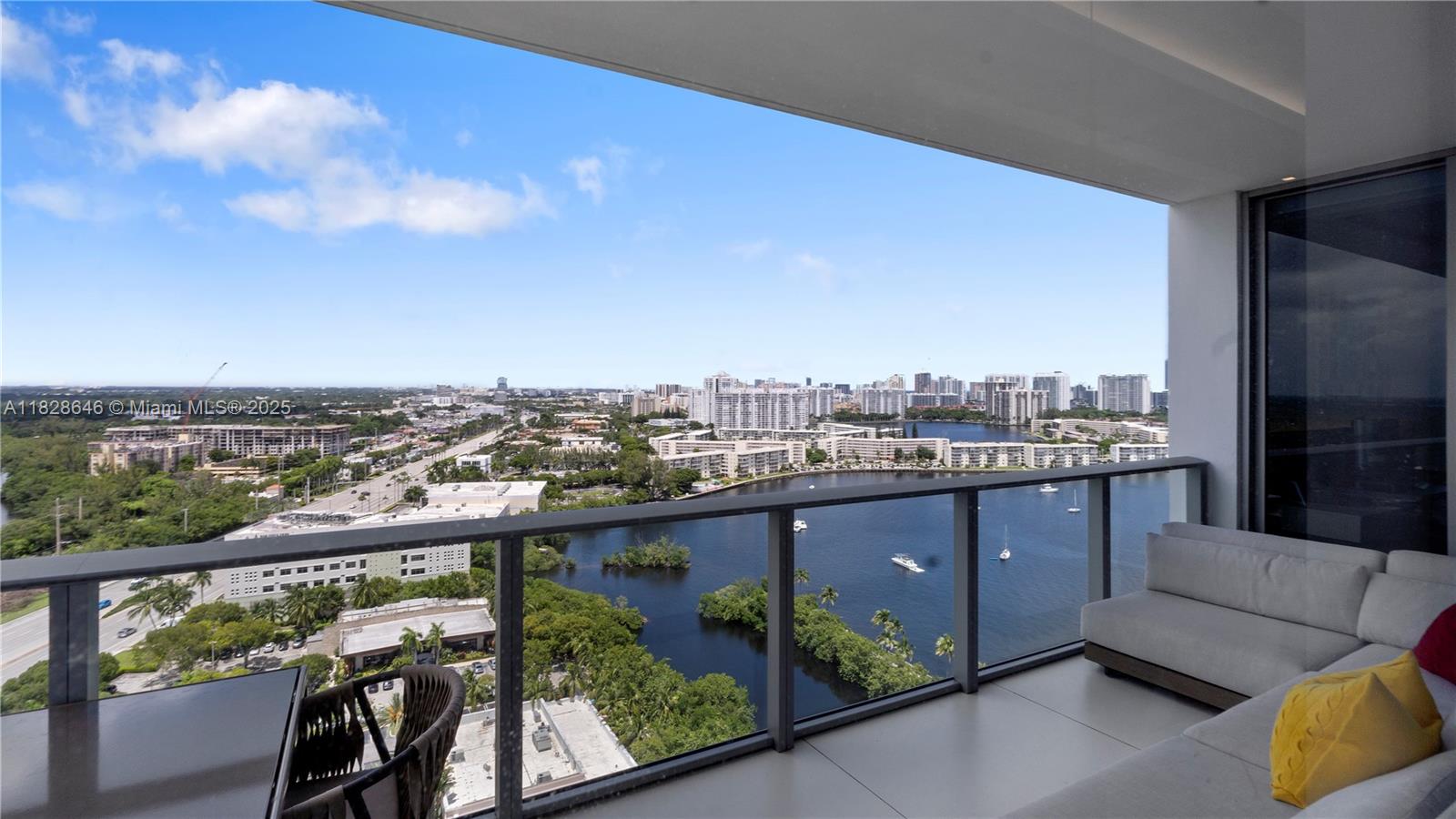 MARINA PALMS RESIDENCES N - Residential