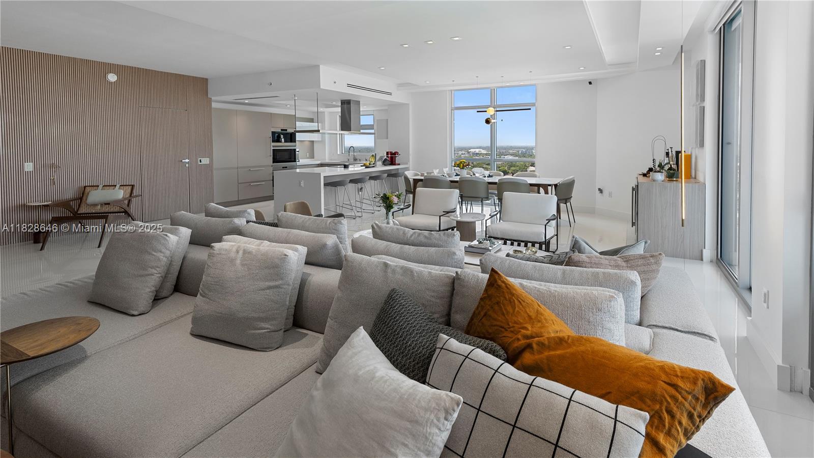 MARINA PALMS RESIDENCES N - Residential
