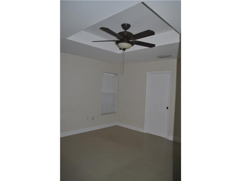 FOREST LAKES HOMES - Residential Lease
