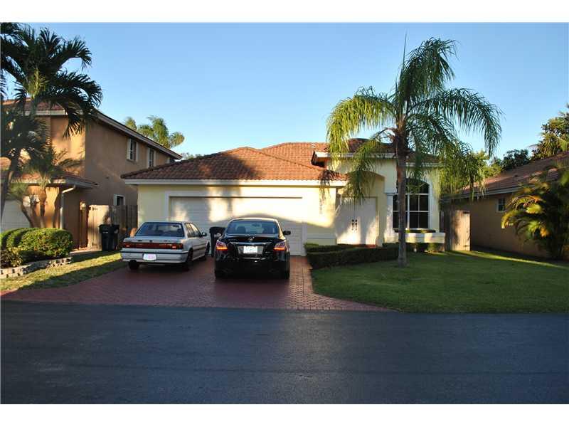 Beautiful 3 bedroom, 2 ½ bath in the quiet neighborhood of Shoma Homes. This 2-car garage home has vaulted ceilings throughout and arched windows and passageways. The master bedroom has a large, private master bath with a roman tub, shower, and a bidet. T he entire house is tiled with 20X20 ceramic tiles. There is 1 formal living room and 1 family room, which is overlooked by the large, open kitchen. The kitchen includes stainless steel appliances and sits aside breakfast nook area. Additionally, the house