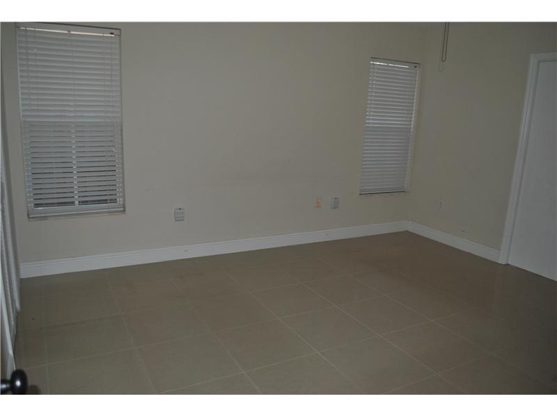 FOREST LAKES HOMES - Residential Lease