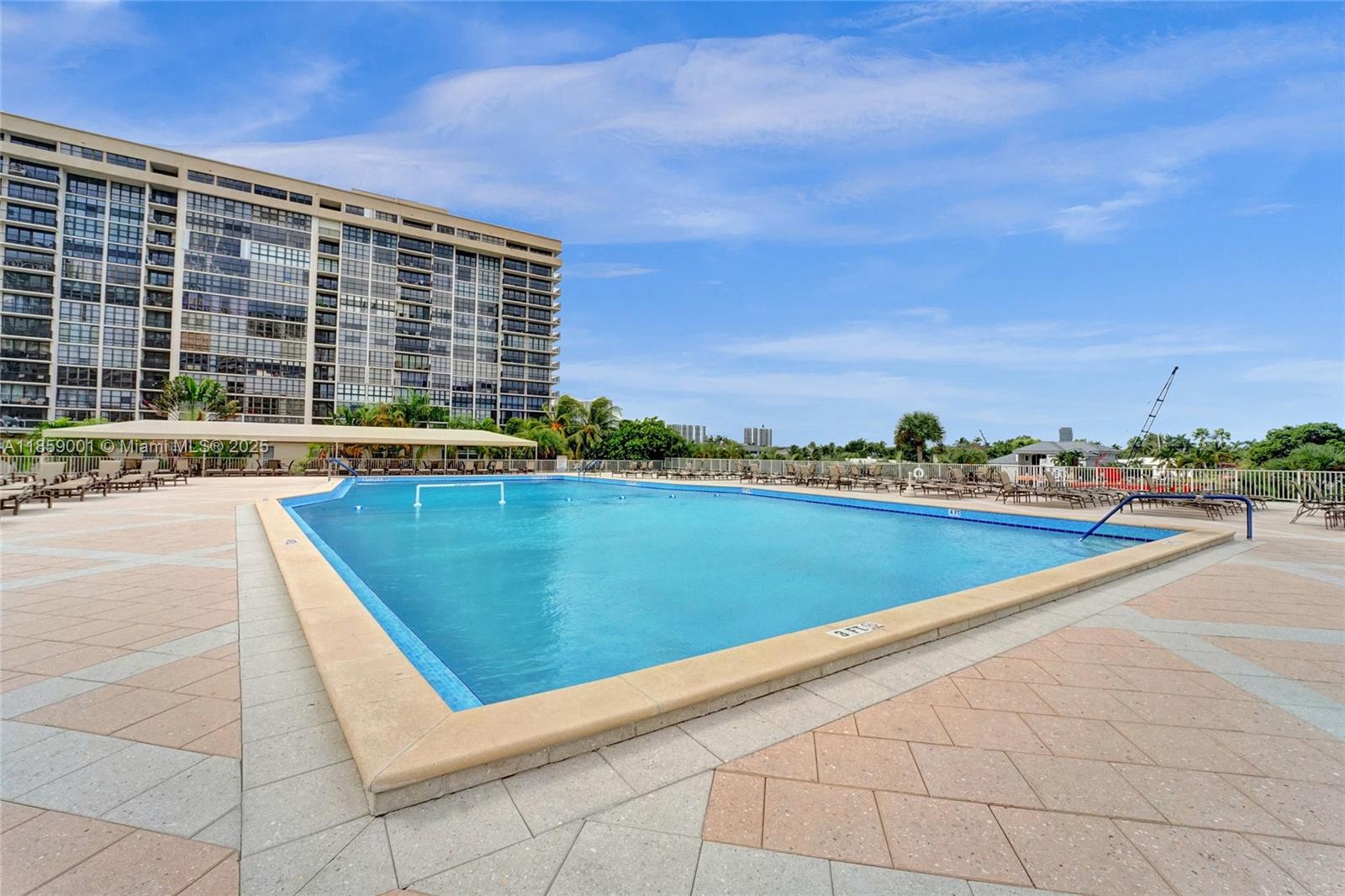 HEMISPHERES CONDO - Residential