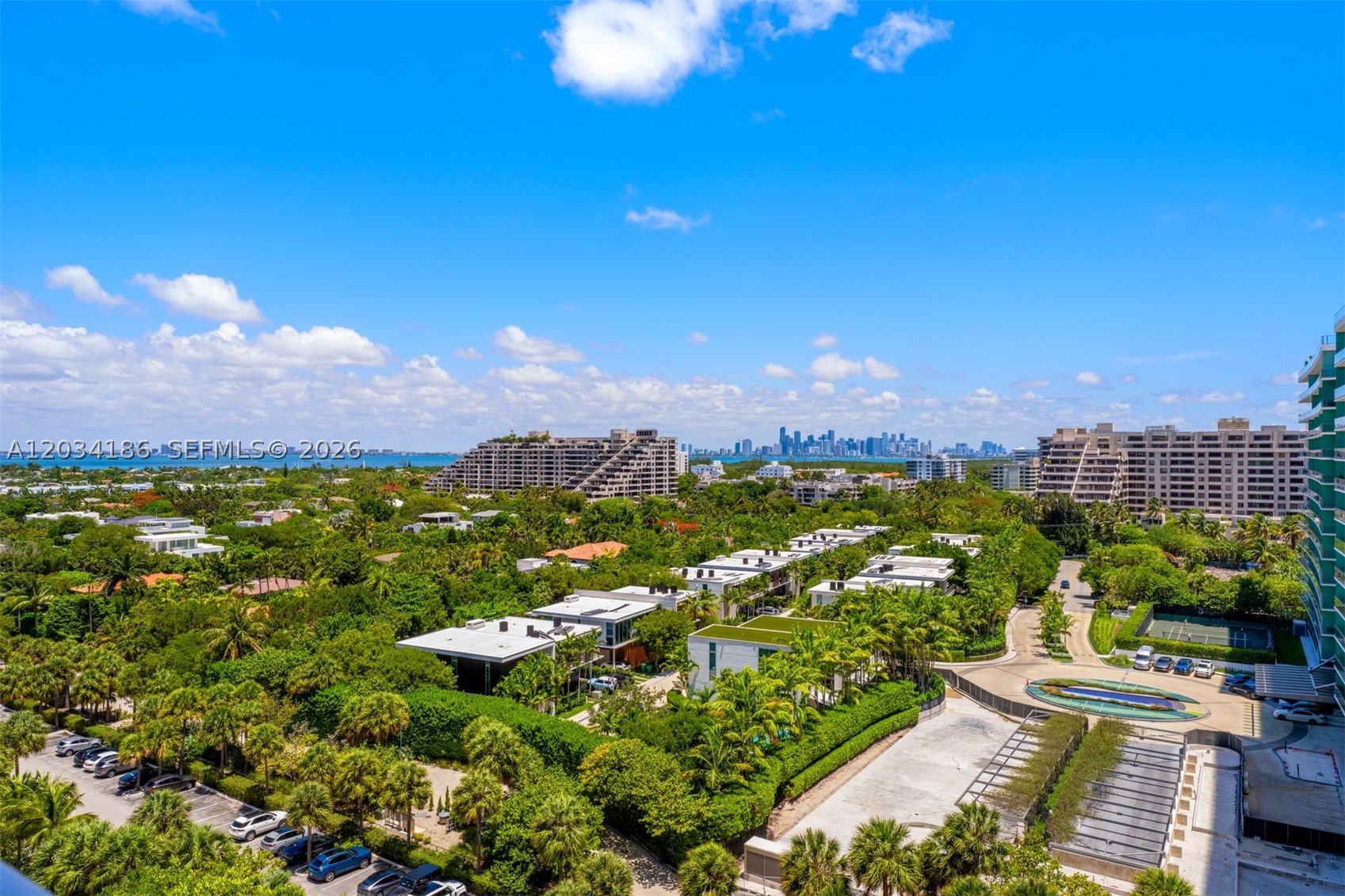 GRAND BAY TOWER CONDO - Residential