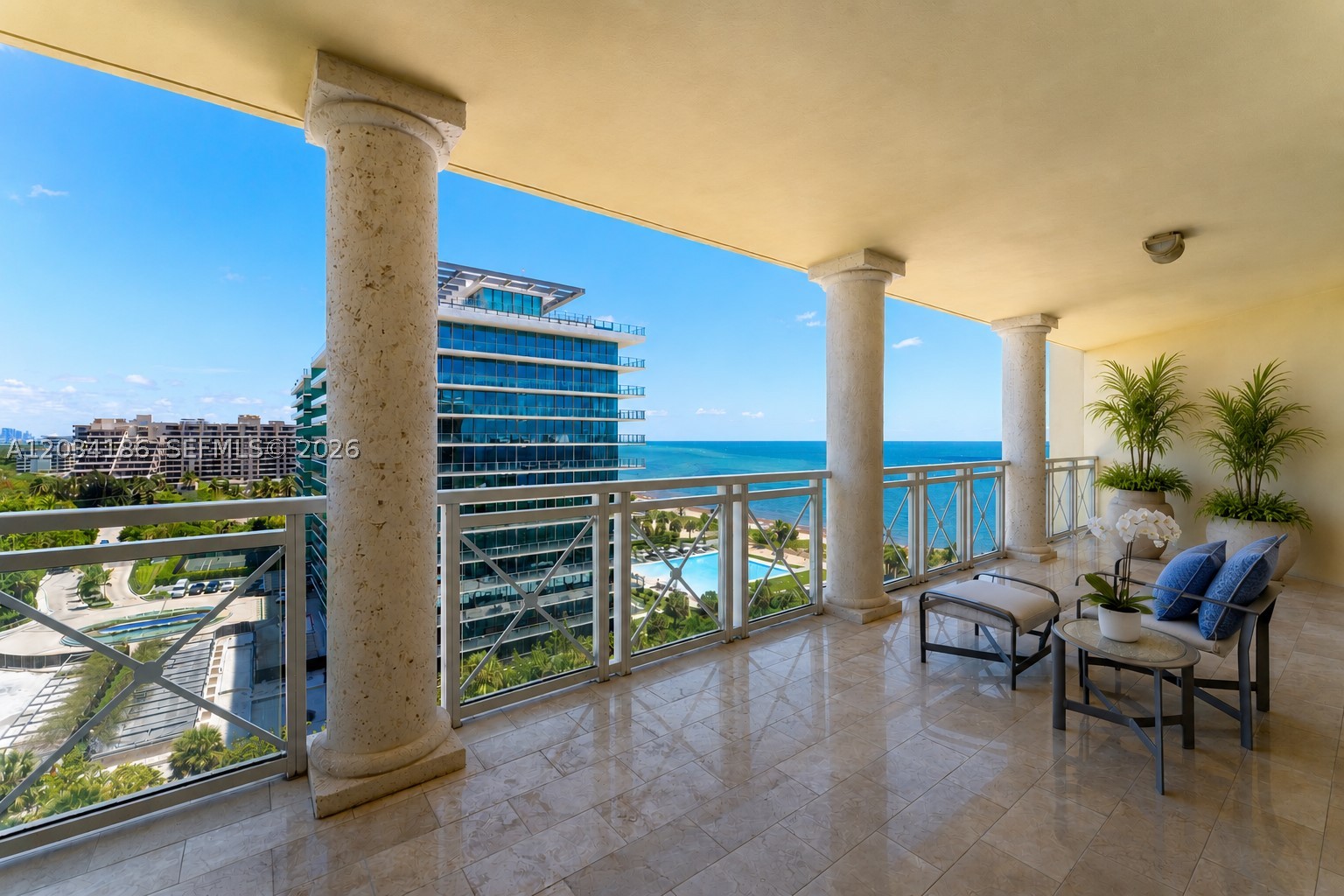 GRAND BAY TOWER CONDO - Residential