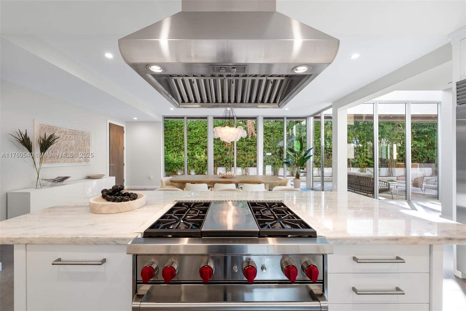 BAY HOMES SUB DB 338-23 - Residential