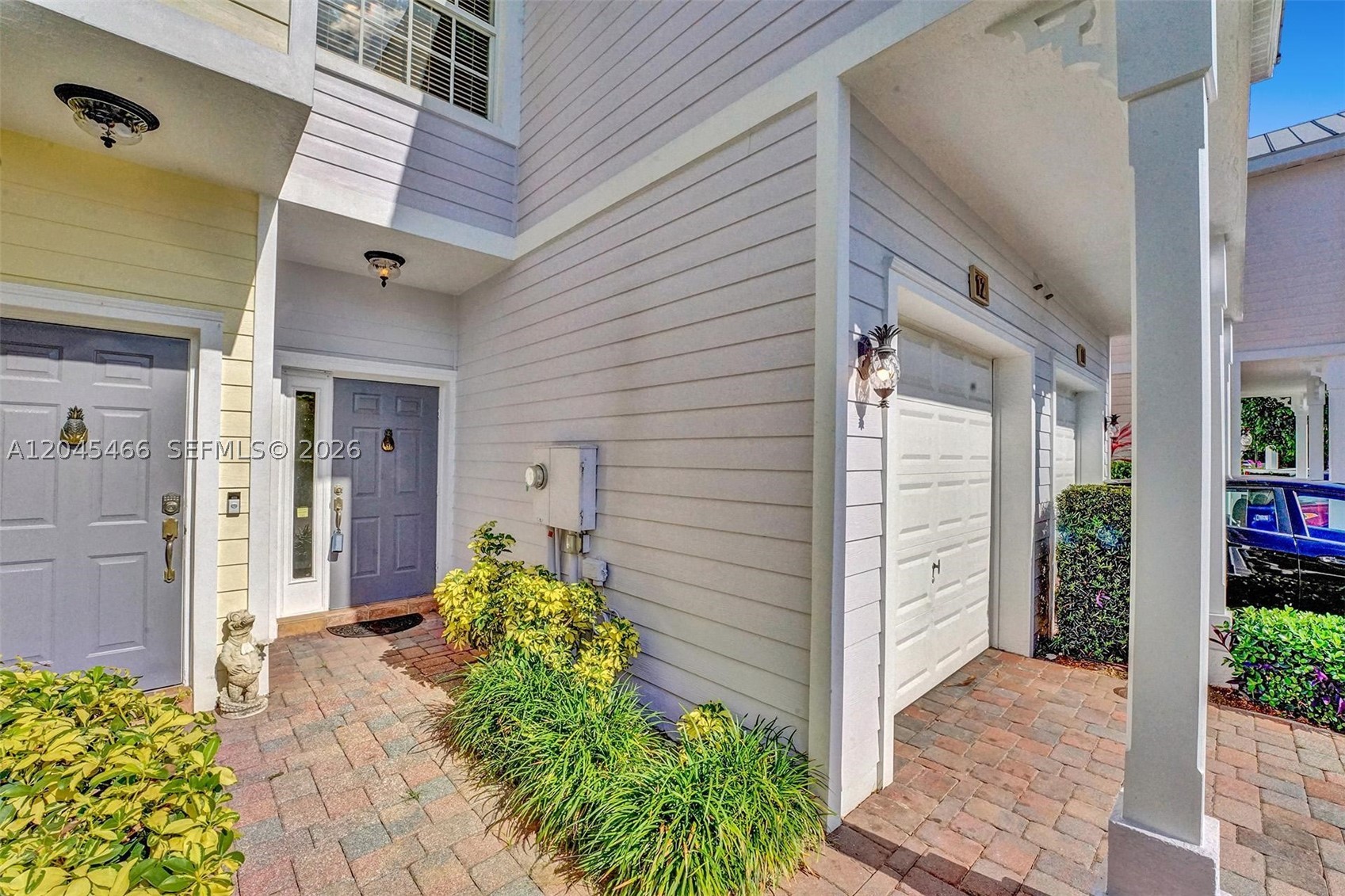 PINEAPPLE VILLAGE 1 - Residential Lease
