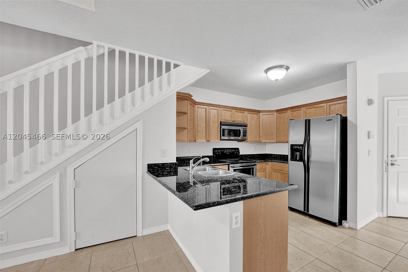PINEAPPLE VILLAGE 1 - Residential Lease