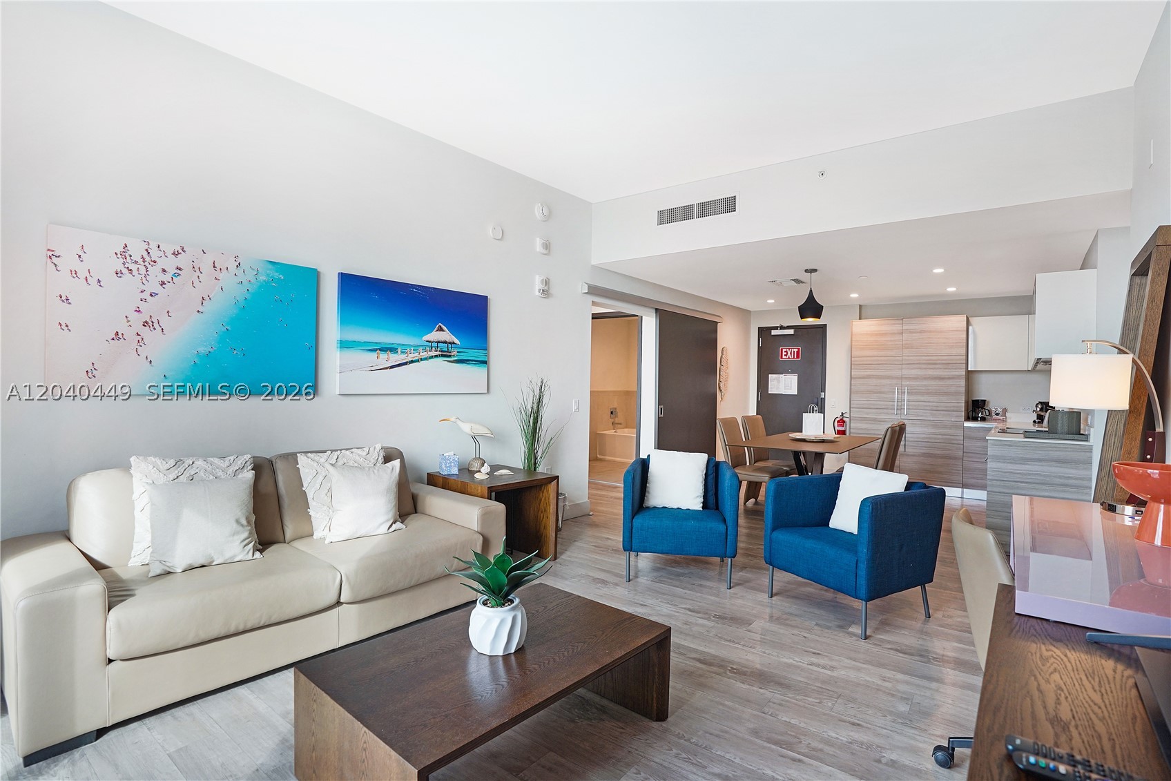 COSTA HOLLYWOOD CONDO - Residential