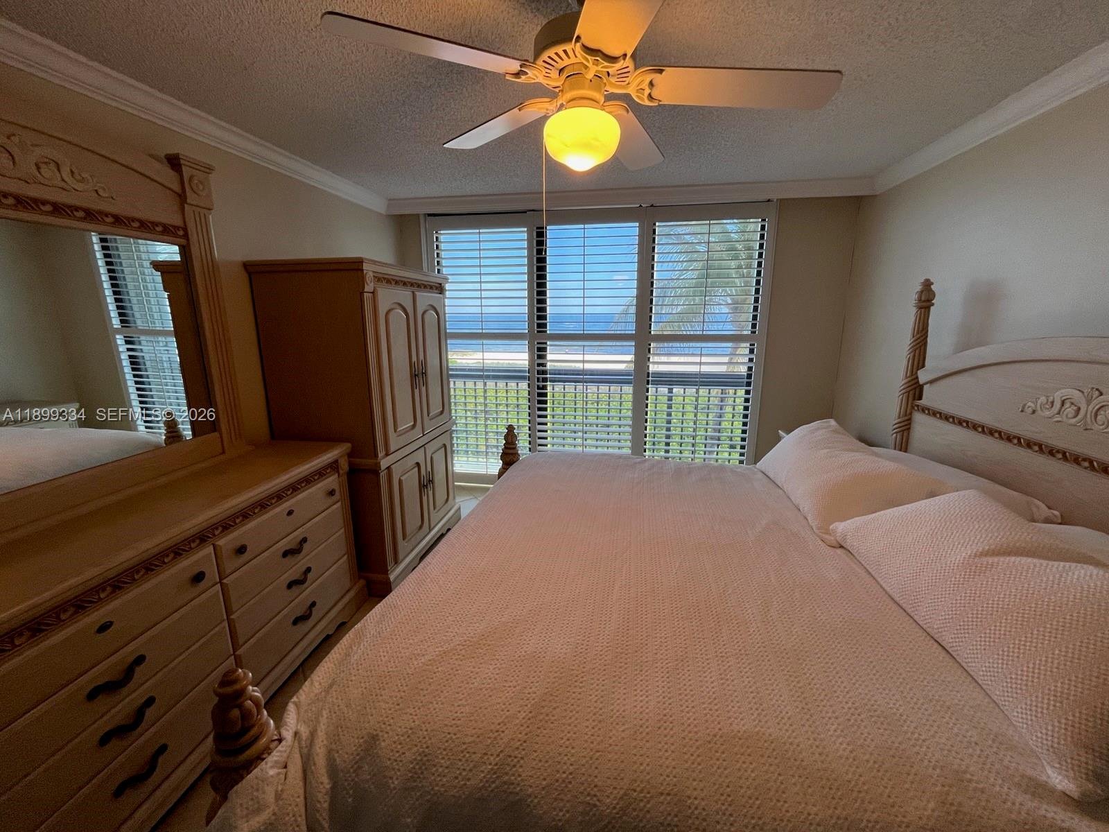 SILVER THATCH OCEAN CLUB - Residential
