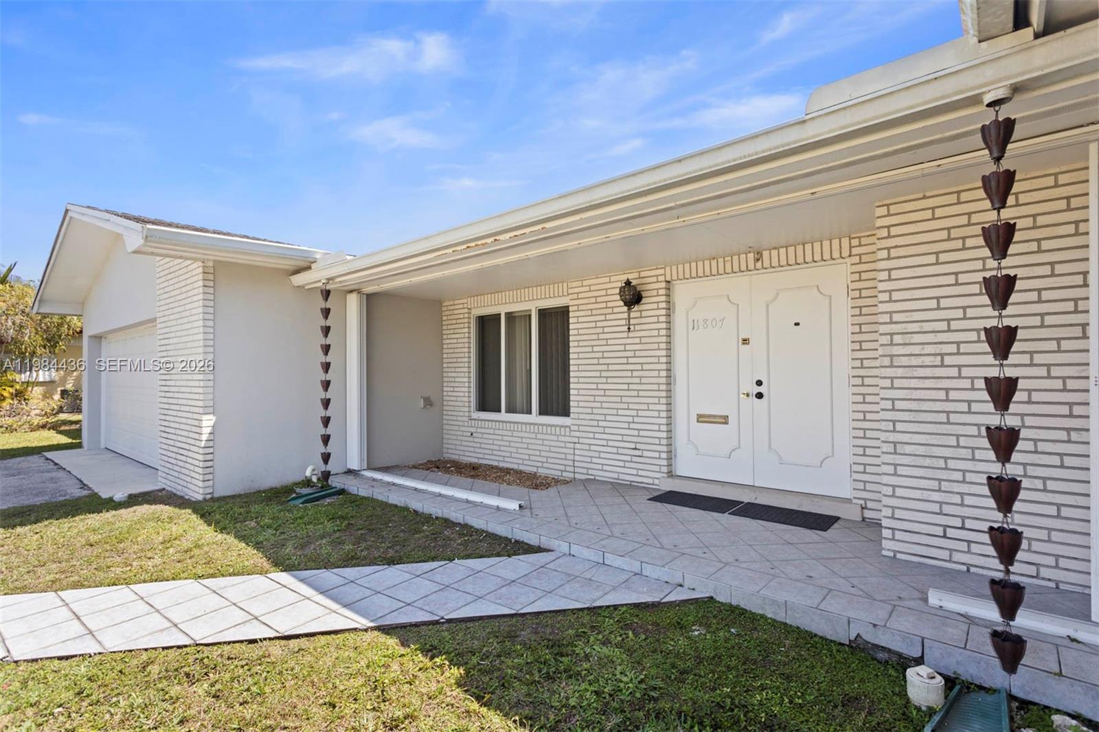 OAKLAND ACRES - Residential