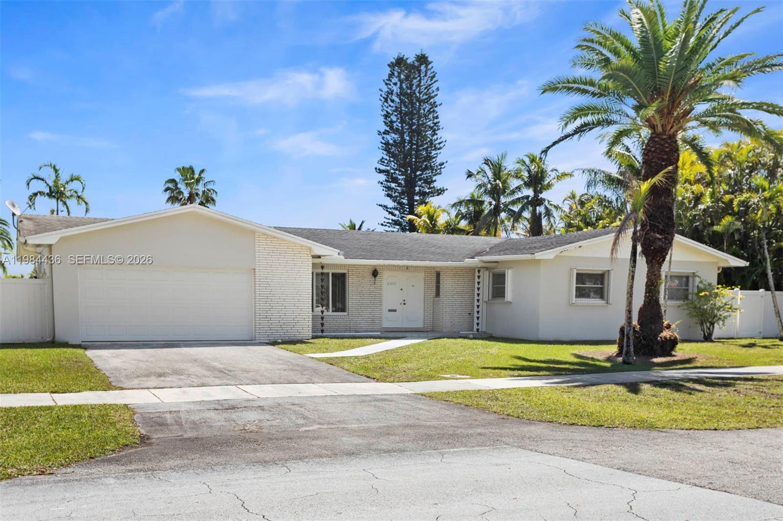OAKLAND ACRES - Residential