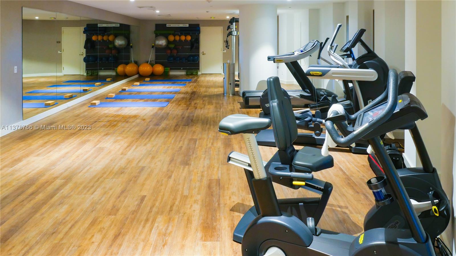 CLUB RESIDENCES AT PARK G - Residential