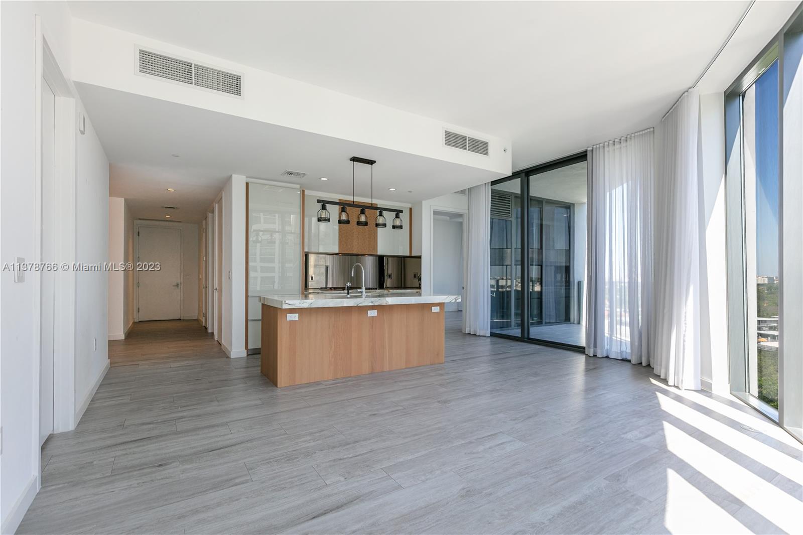CLUB RESIDENCES AT PARK G - Residential