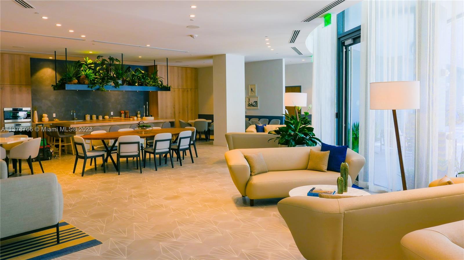 CLUB RESIDENCES AT PARK G - Residential