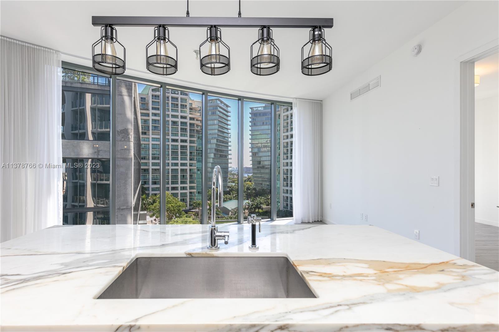 CLUB RESIDENCES AT PARK G - Residential