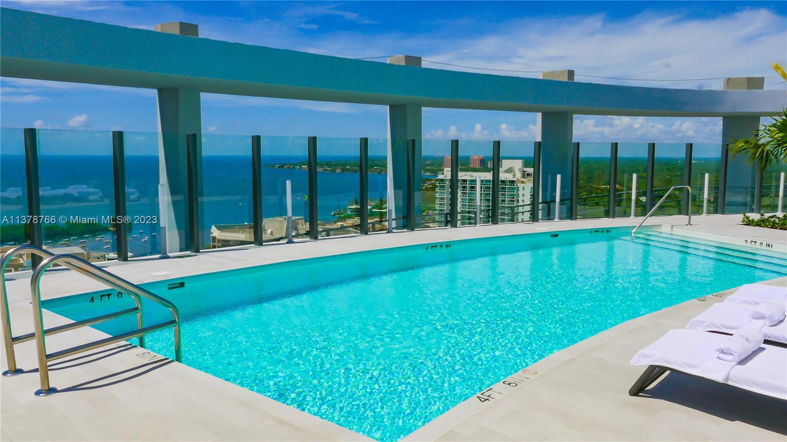 CLUB RESIDENCES AT PARK G - Residential