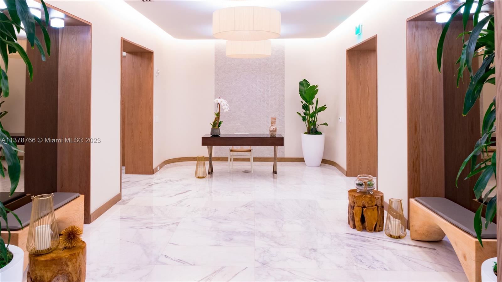 CLUB RESIDENCES AT PARK G - Residential