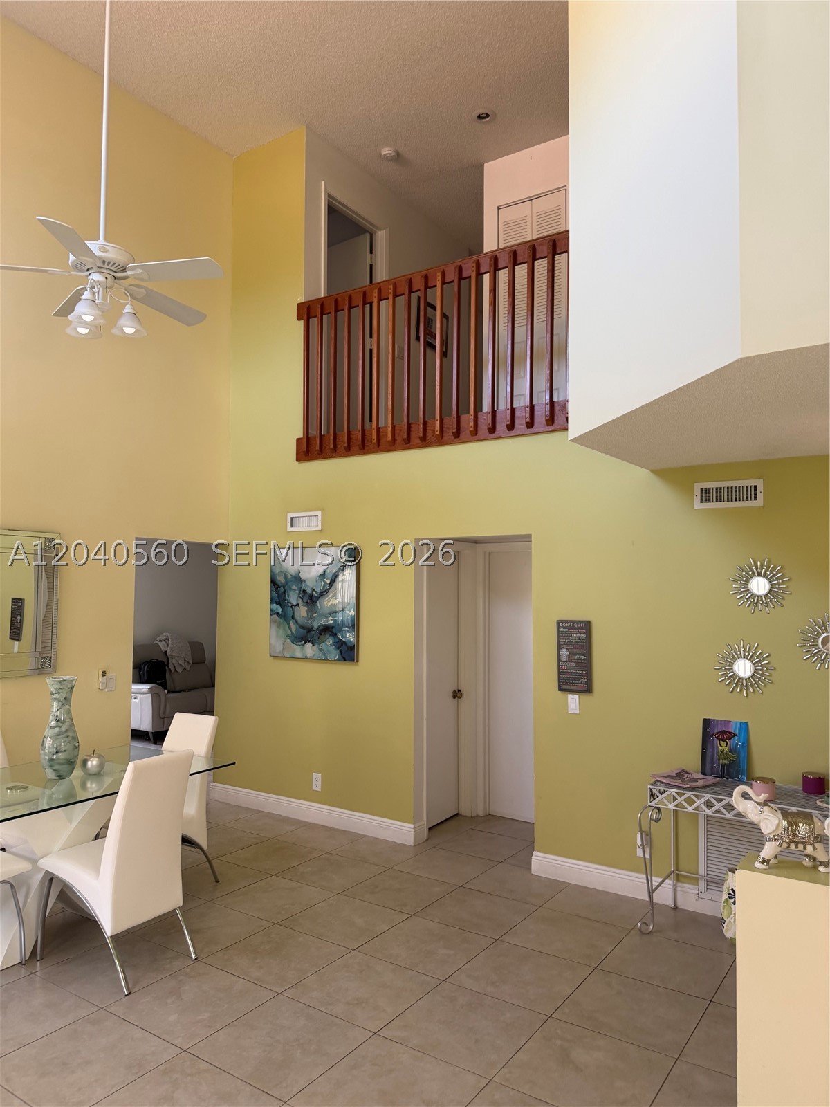 COUNTRY ISLES GARDEN HOME - Residential