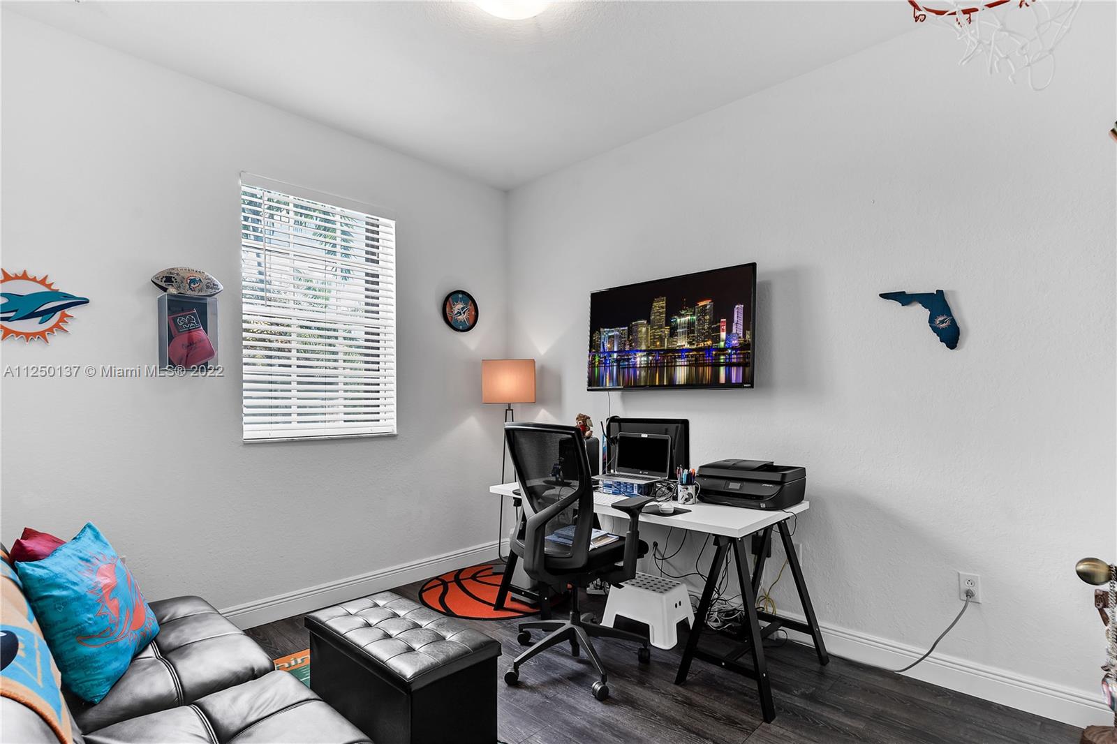 LAKES BY THE BAY GEE - Residential