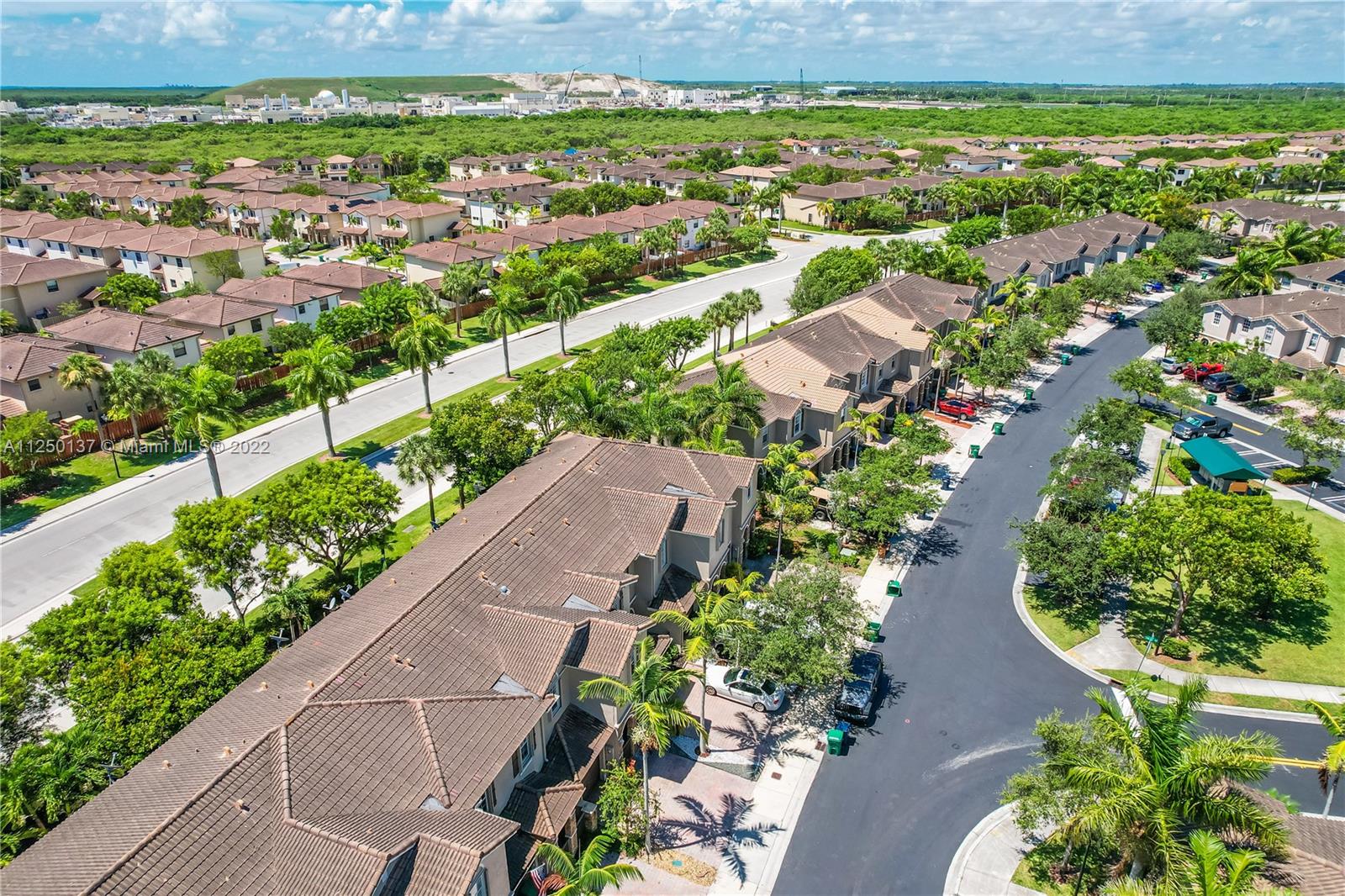 LAKES BY THE BAY GEE - Residential