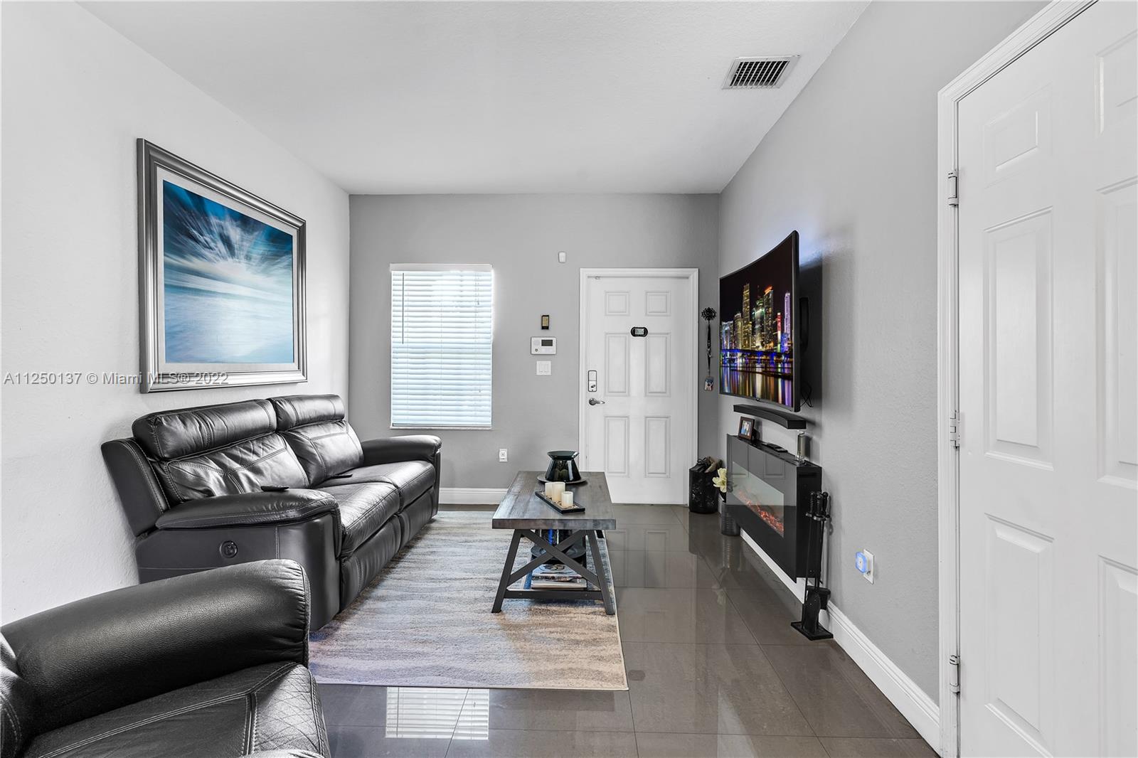 LAKES BY THE BAY GEE - Residential
