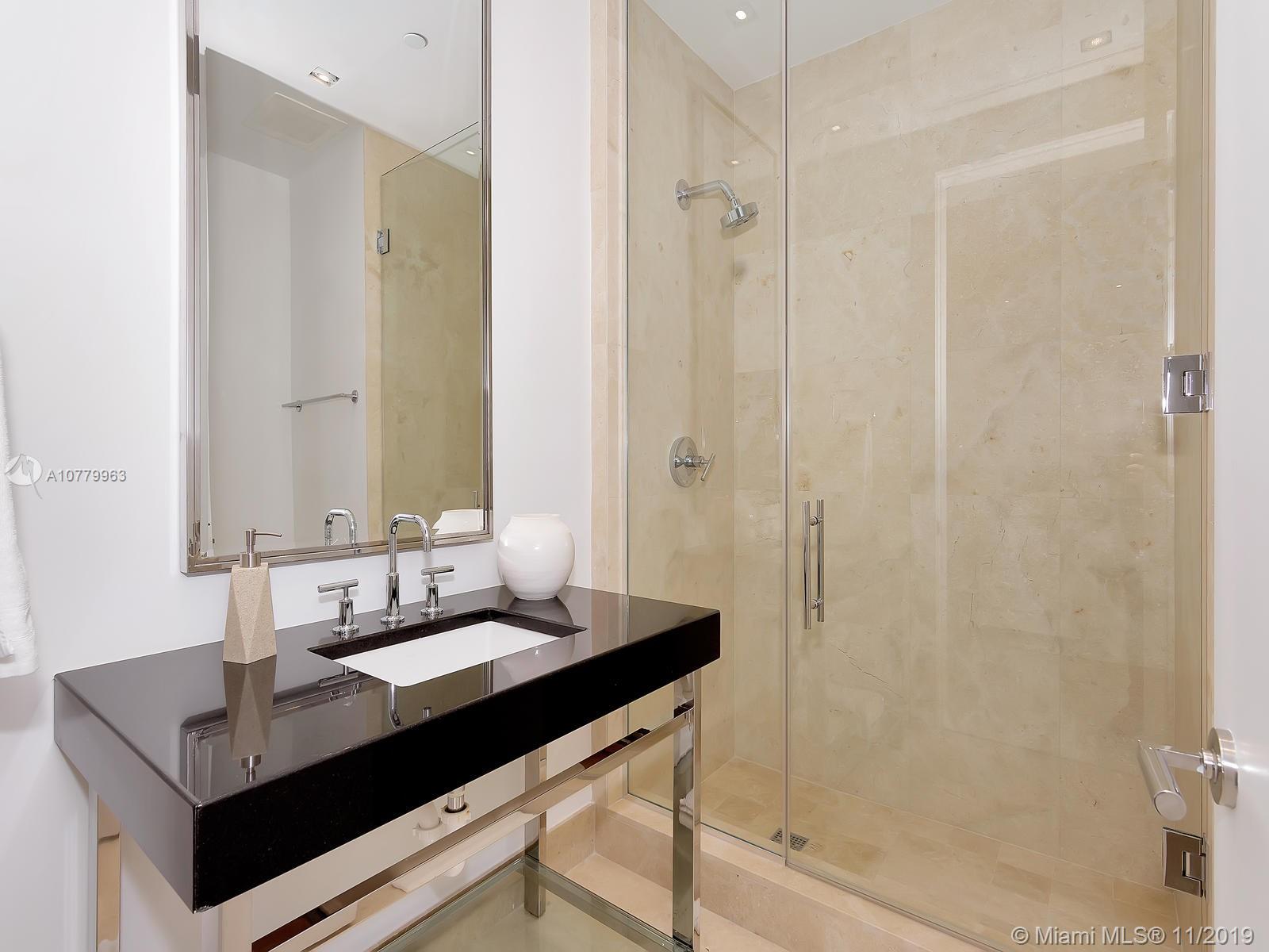 St Regis - Residential