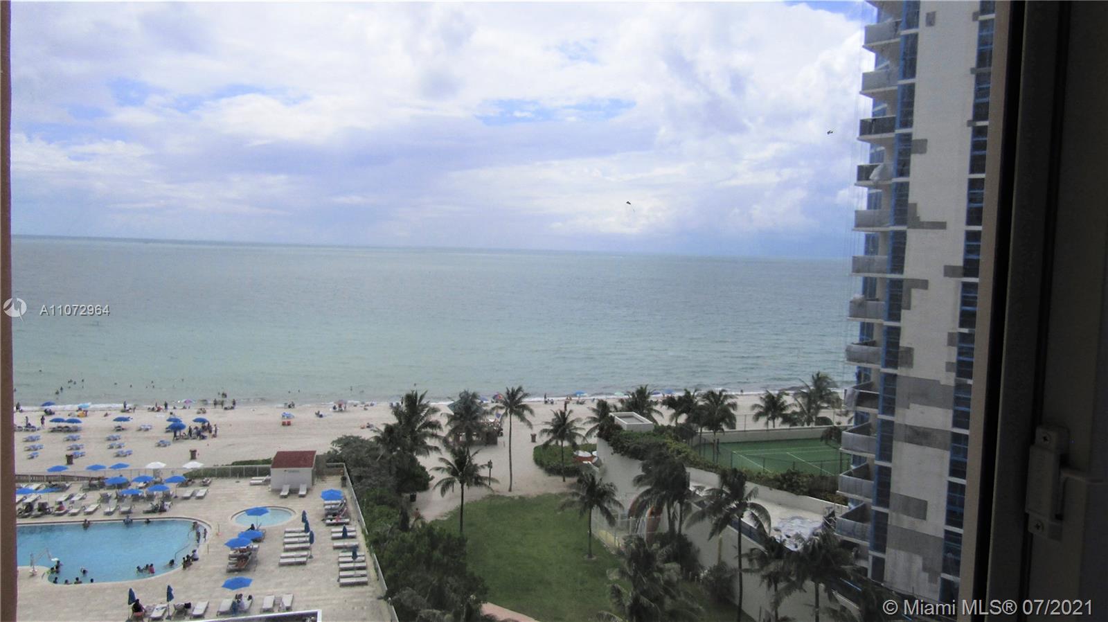 THE AVENTURA BEACH CLUB C - Residential