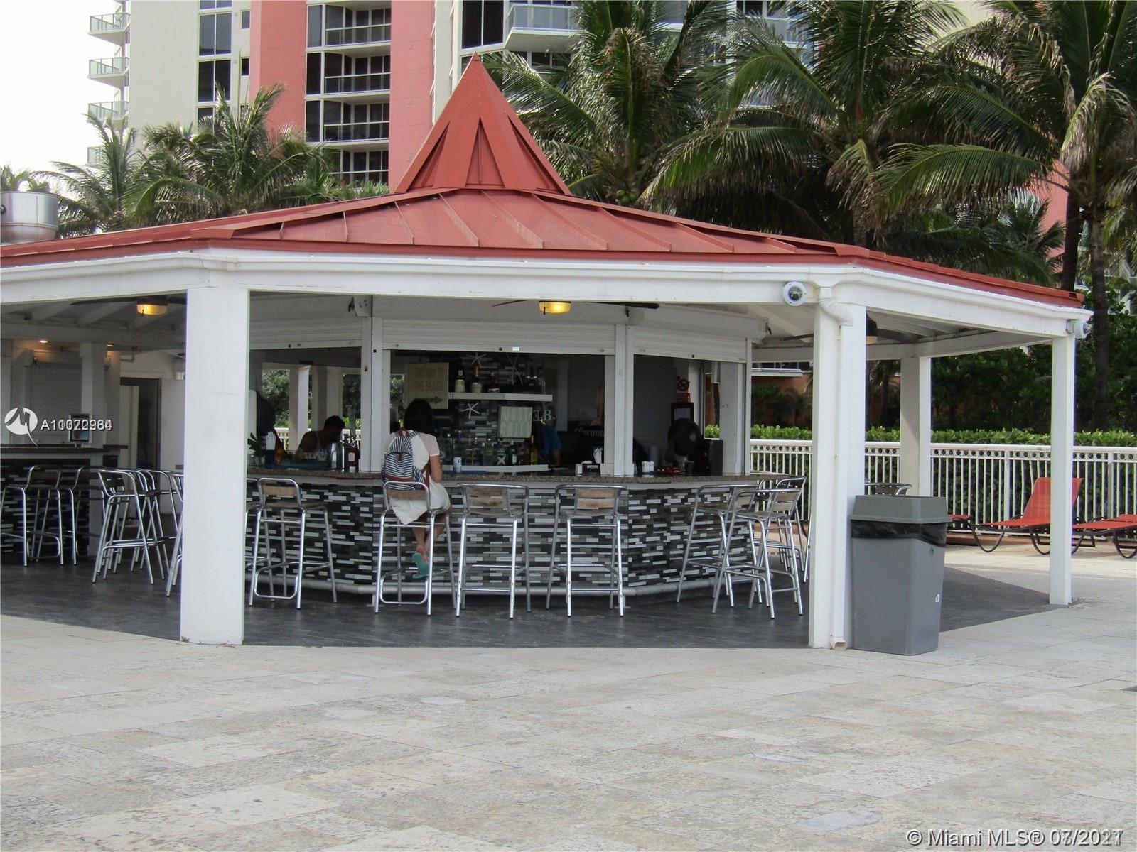 THE AVENTURA BEACH CLUB C - Residential