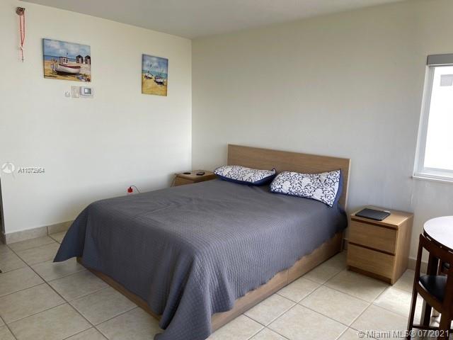 THE AVENTURA BEACH CLUB C - Residential
