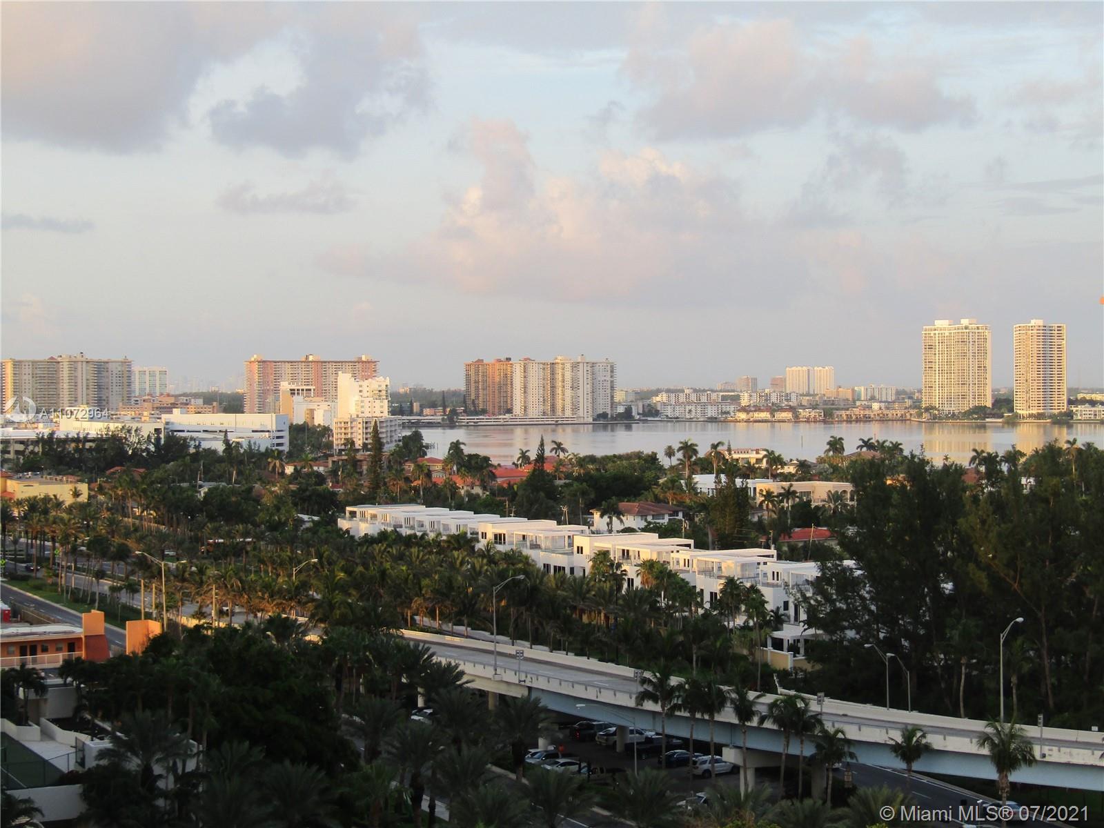 THE AVENTURA BEACH CLUB C - Residential