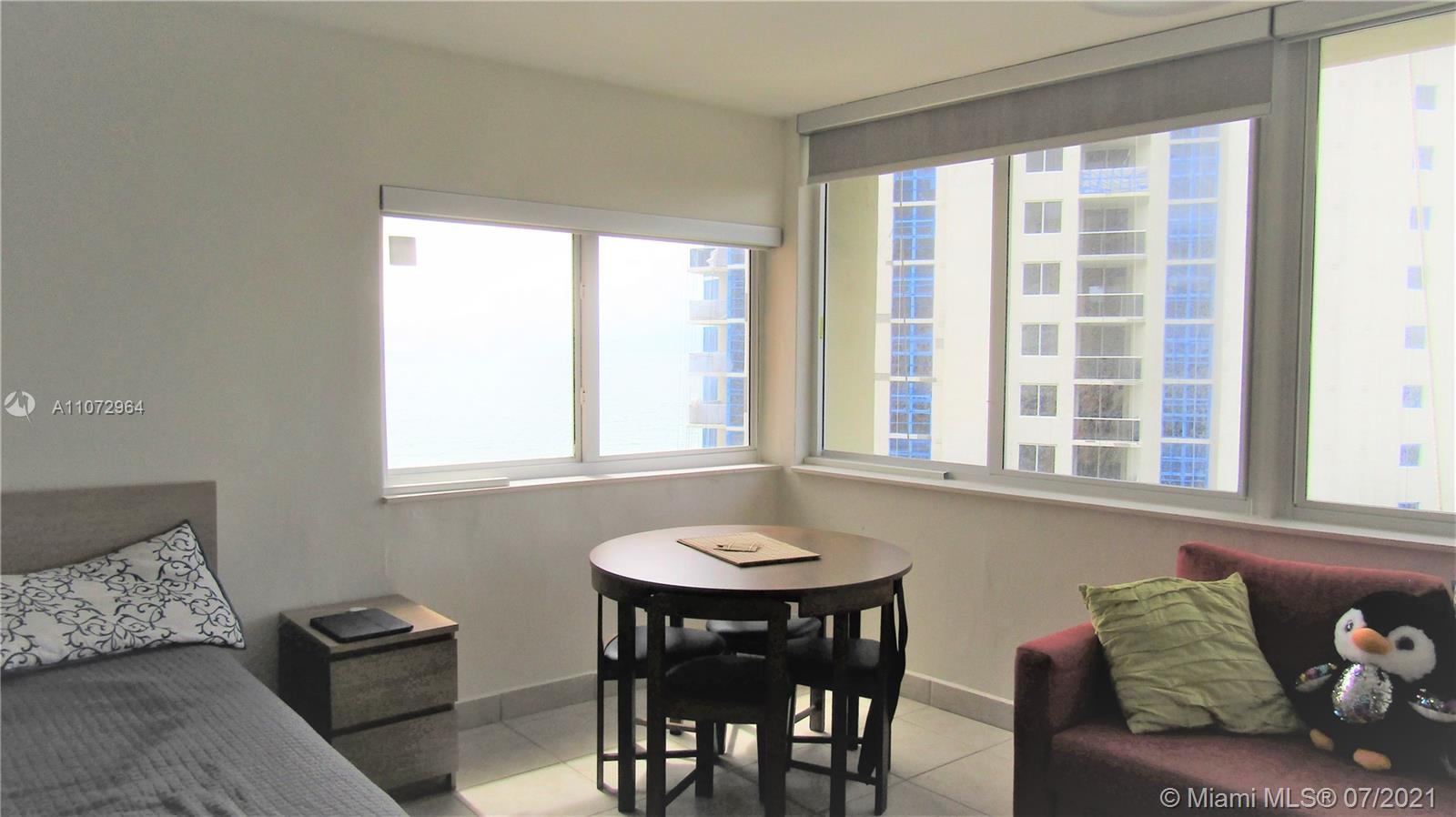 THE AVENTURA BEACH CLUB C - Residential