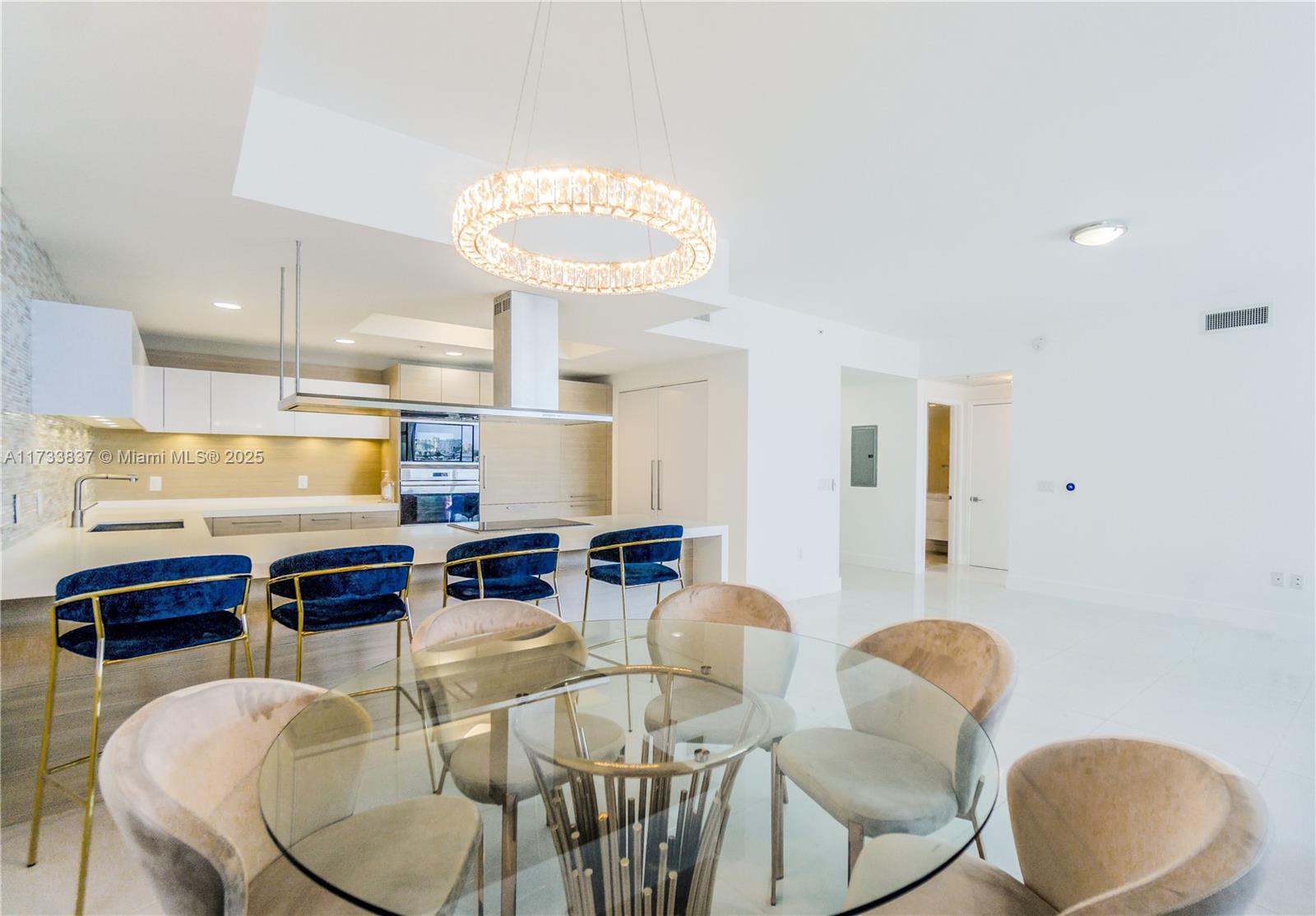 MARINA PALMS RESIDENCES N - Residential
