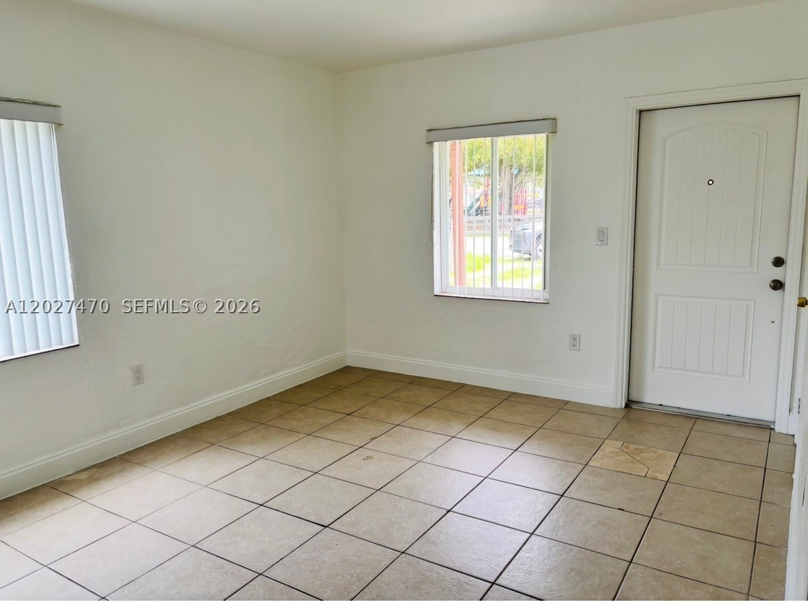 RICHMOND HEIGHTS - Residential Lease