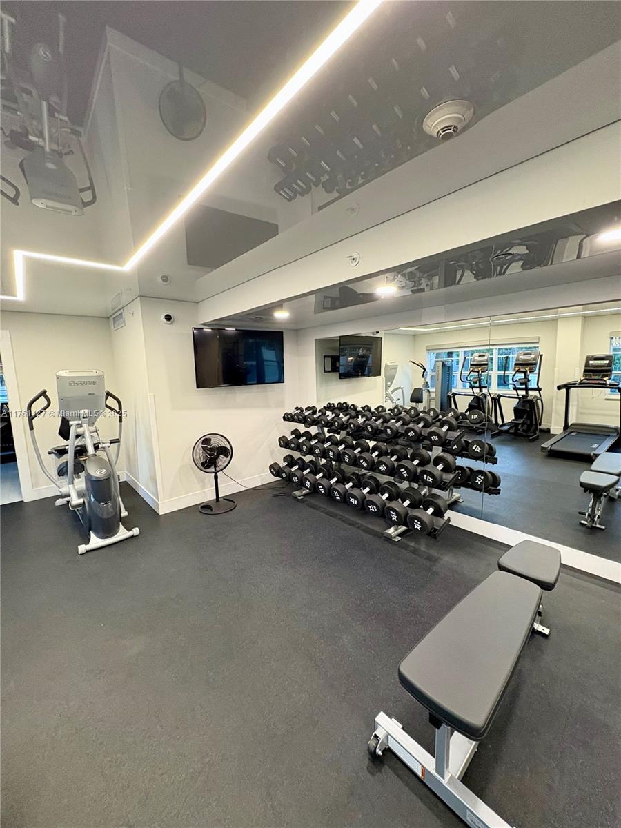 ESSEX TOWER CONDO - Residential Lease