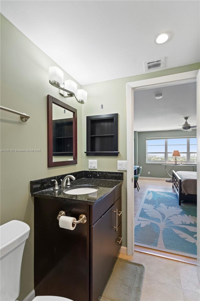 ESSEX TOWER CONDO - Residential Lease