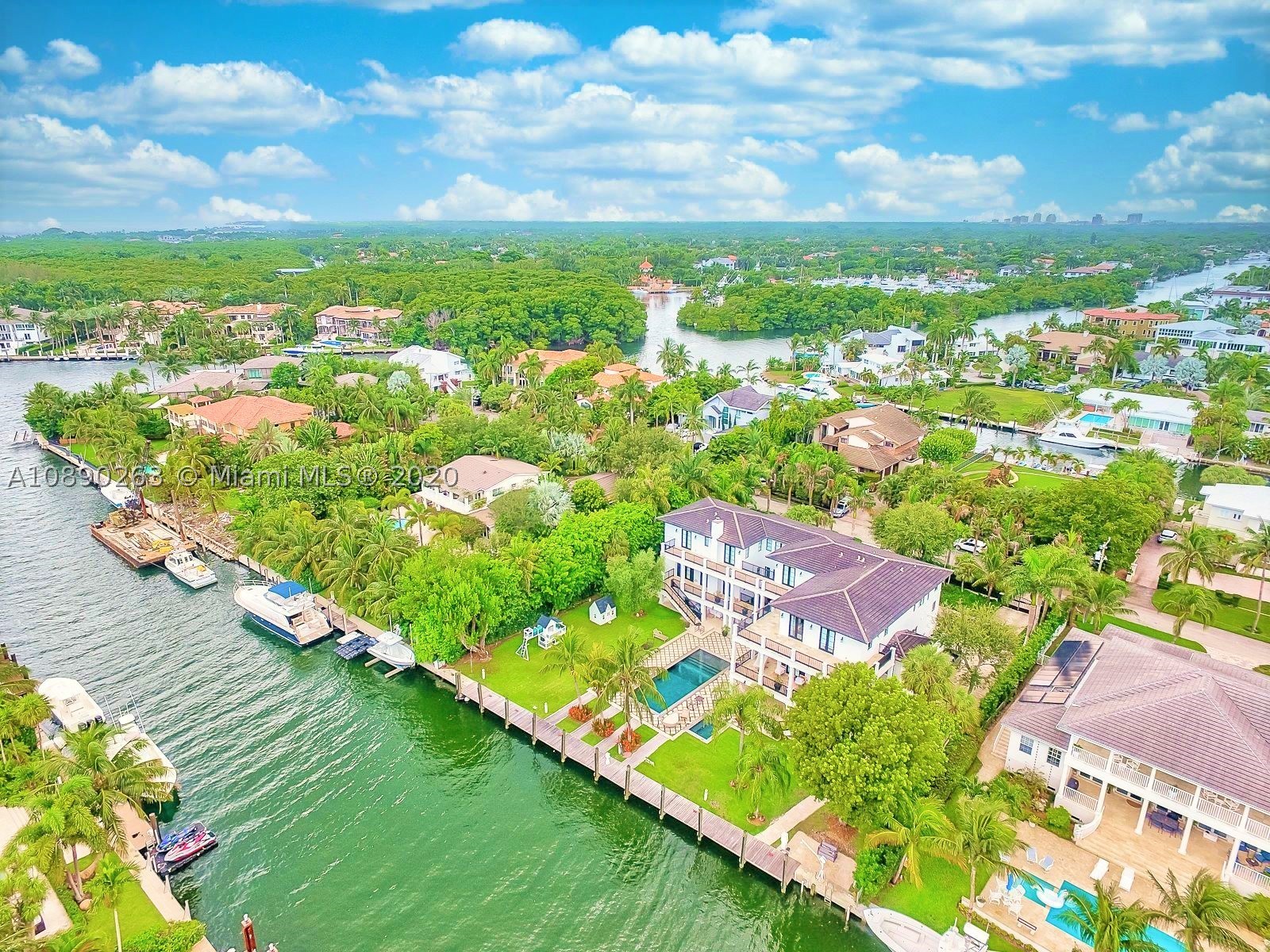 SUNRISE HARBOUR REV PL - Residential