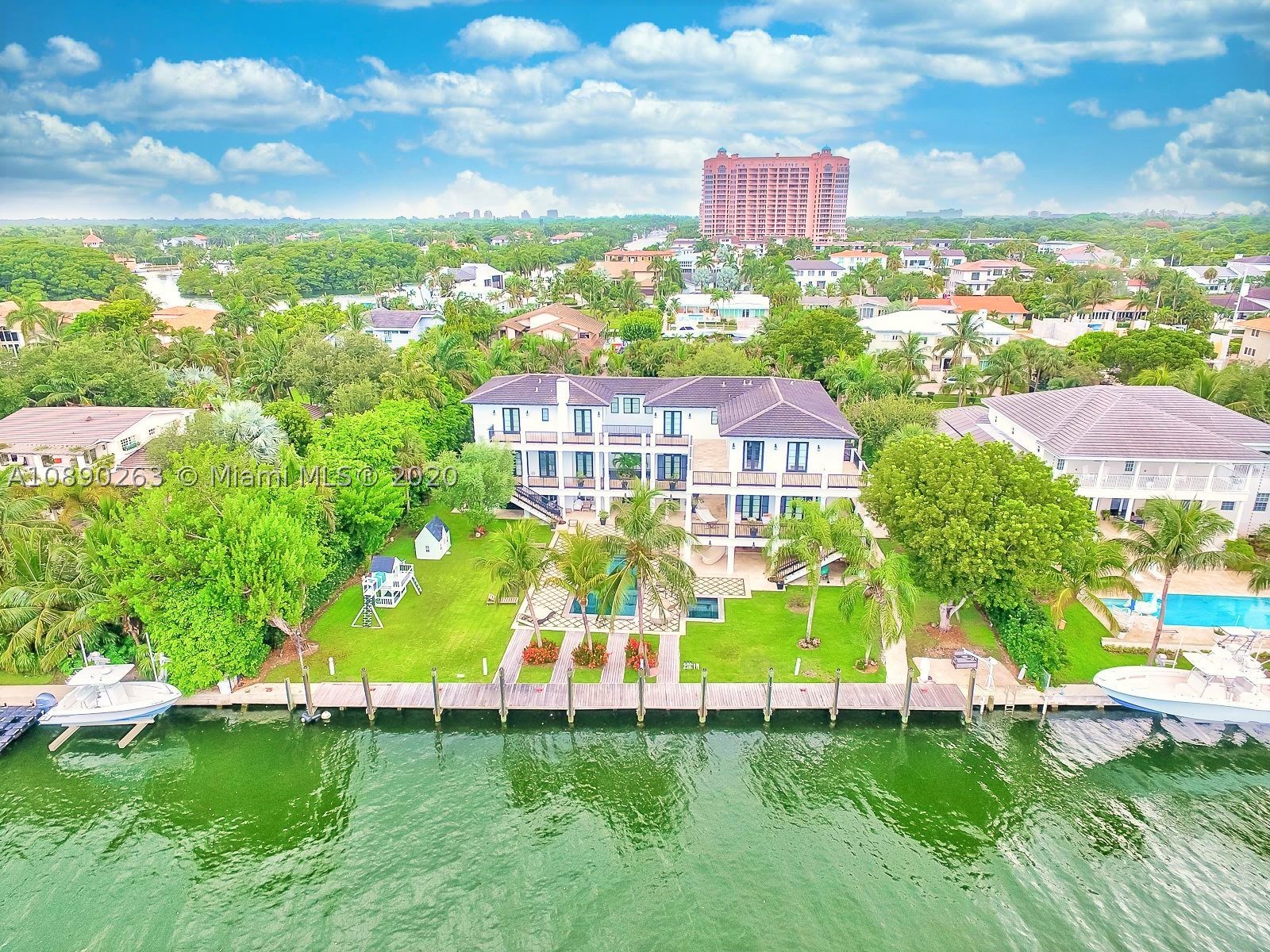 SUNRISE HARBOUR REV PL - Residential