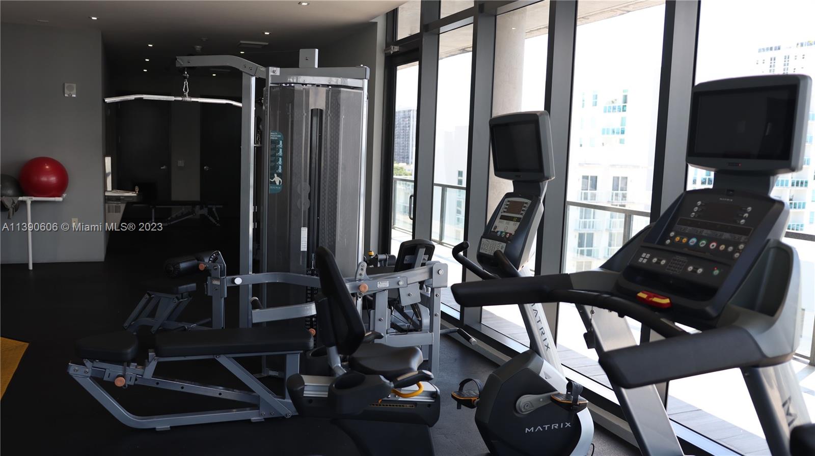 CASSA BRICKELL CONDO - Residential