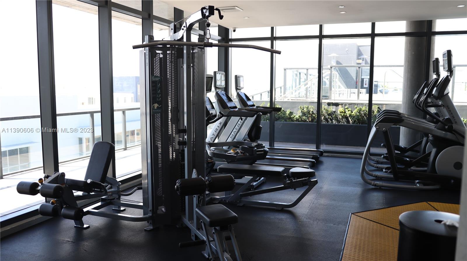 CASSA BRICKELL CONDO - Residential