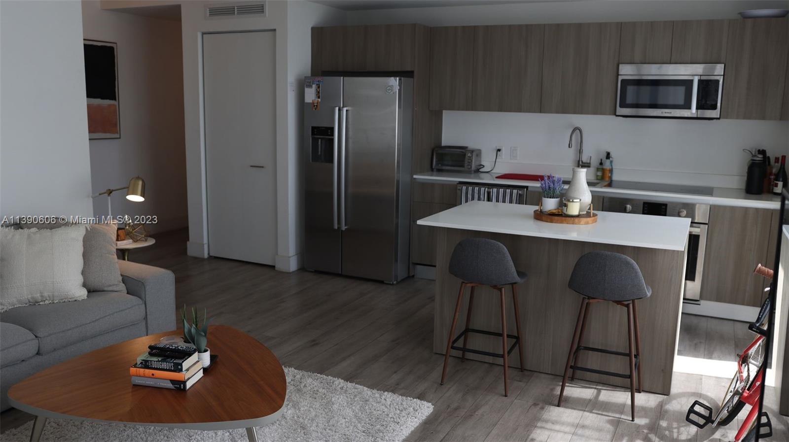CASSA BRICKELL CONDO - Residential