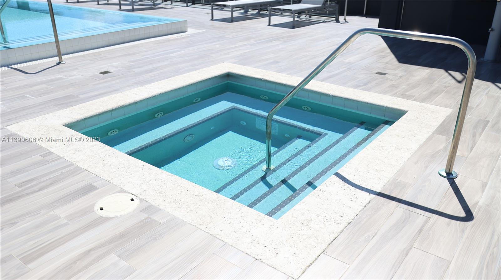 CASSA BRICKELL CONDO - Residential